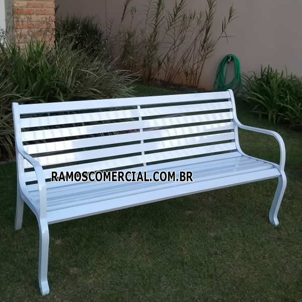 Banco de jardim