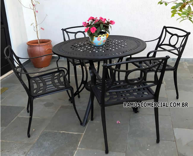 Mesa para área externa