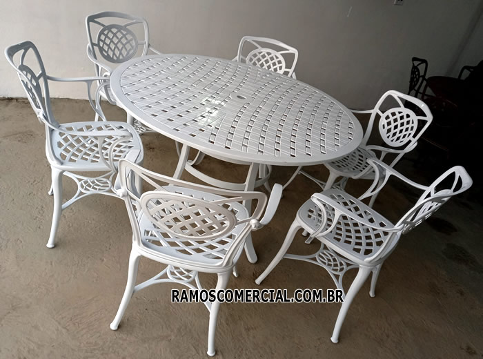 Conjunto mesa em alumínio 6 lugares