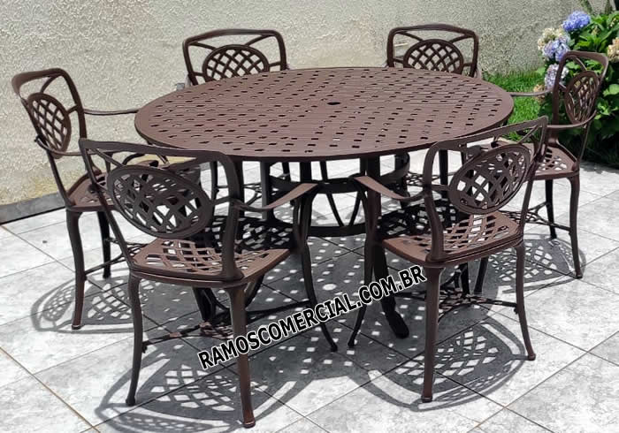 Conjunto de mesa 6 lugares para jardim