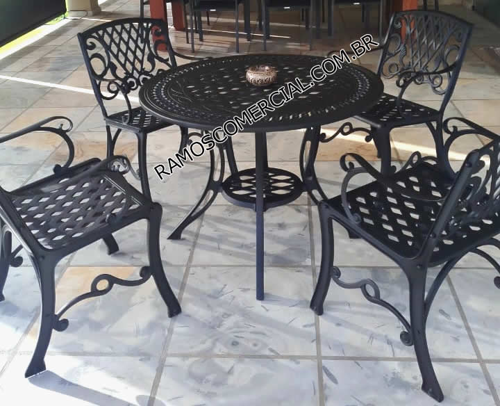 Móveis de alumínio para piscina