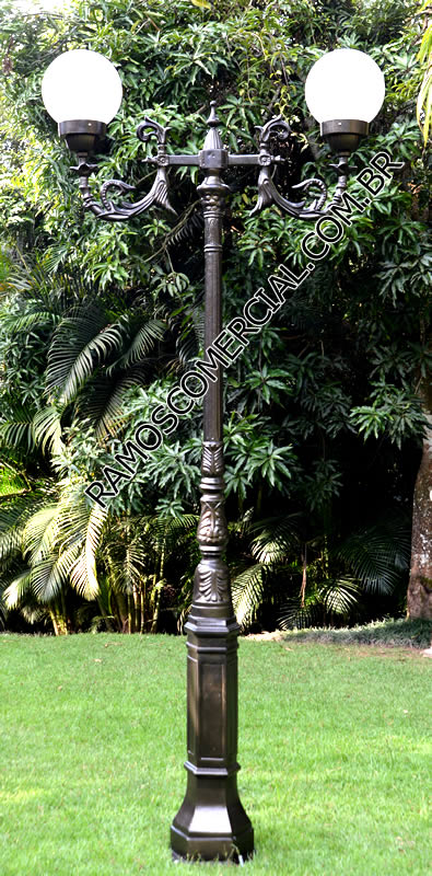 Poste Para Praça