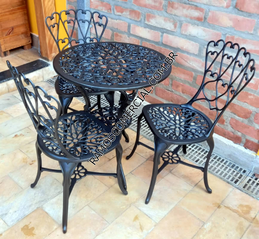 Mesa para varanda pequena