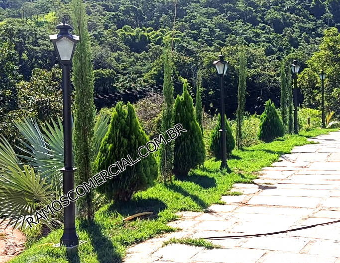 Poste de luz para fazenda
