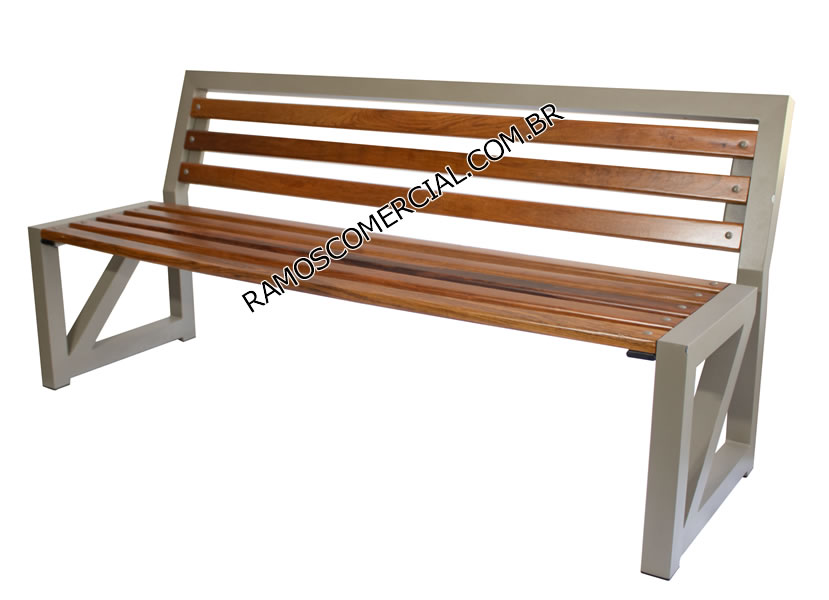Banco de madeira