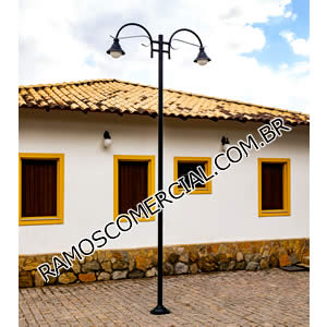 Poste de iluminação para jardim