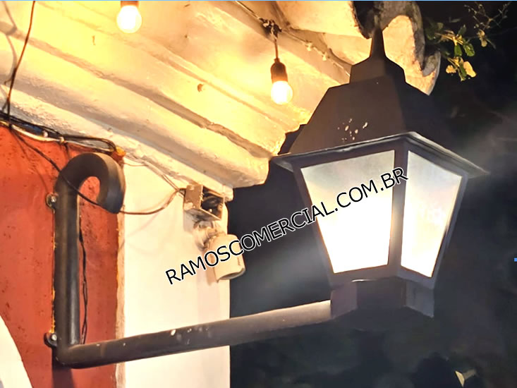 Luminária para cidades históricas, como Porto Seguro, Ouro Preto ou Paraty