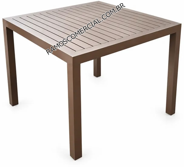 Mesa quadrada de alumínio