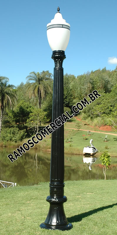Poste de iluminação