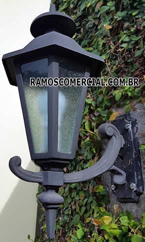 Arandela colonial