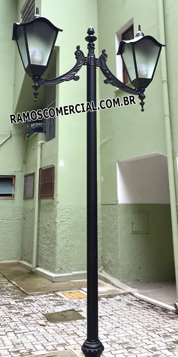 Poste para praça 2 luminárias