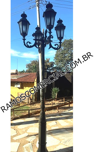 Poste ornamental jardim praça