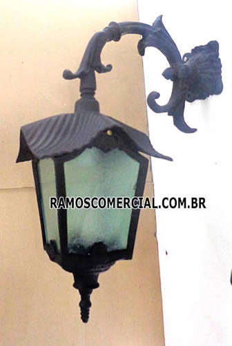 Luminária colonial