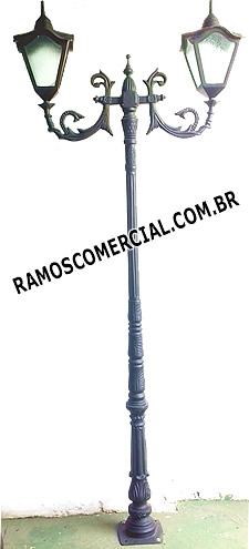 Poste de luz para jardim