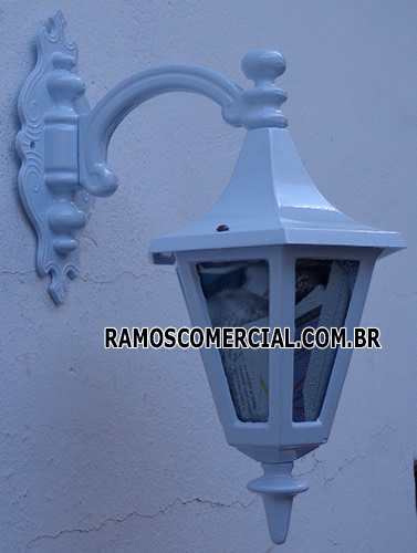 Luminária colonial