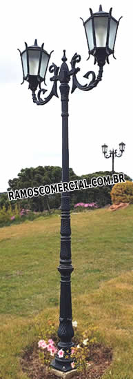 Poste de iluminação para jardim