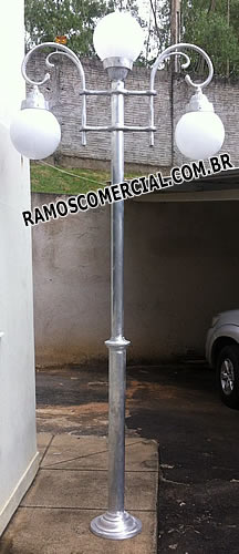 Poste de jardim para condomínio