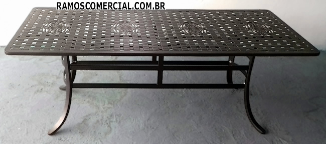 Mesa de alumínio