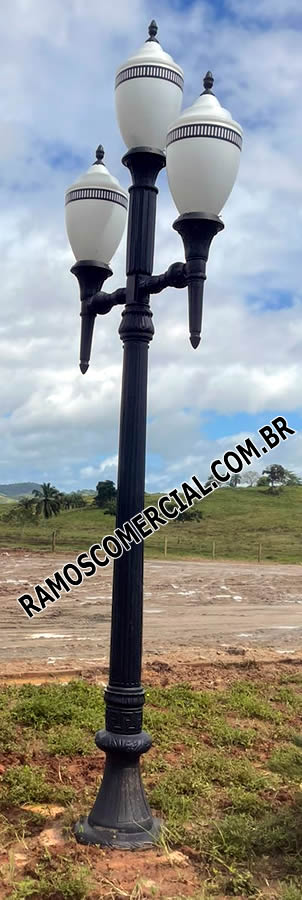 Poste de luz para jardim